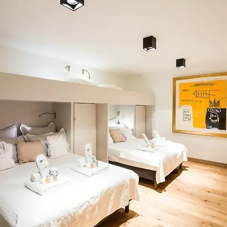 וילה 6br Chalet Residential Of Planards שאמוני